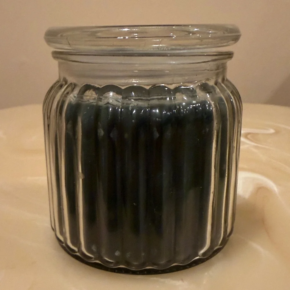 Holiday Memories Winter Pine Scented Candle 13 oz Soy Blend NWT